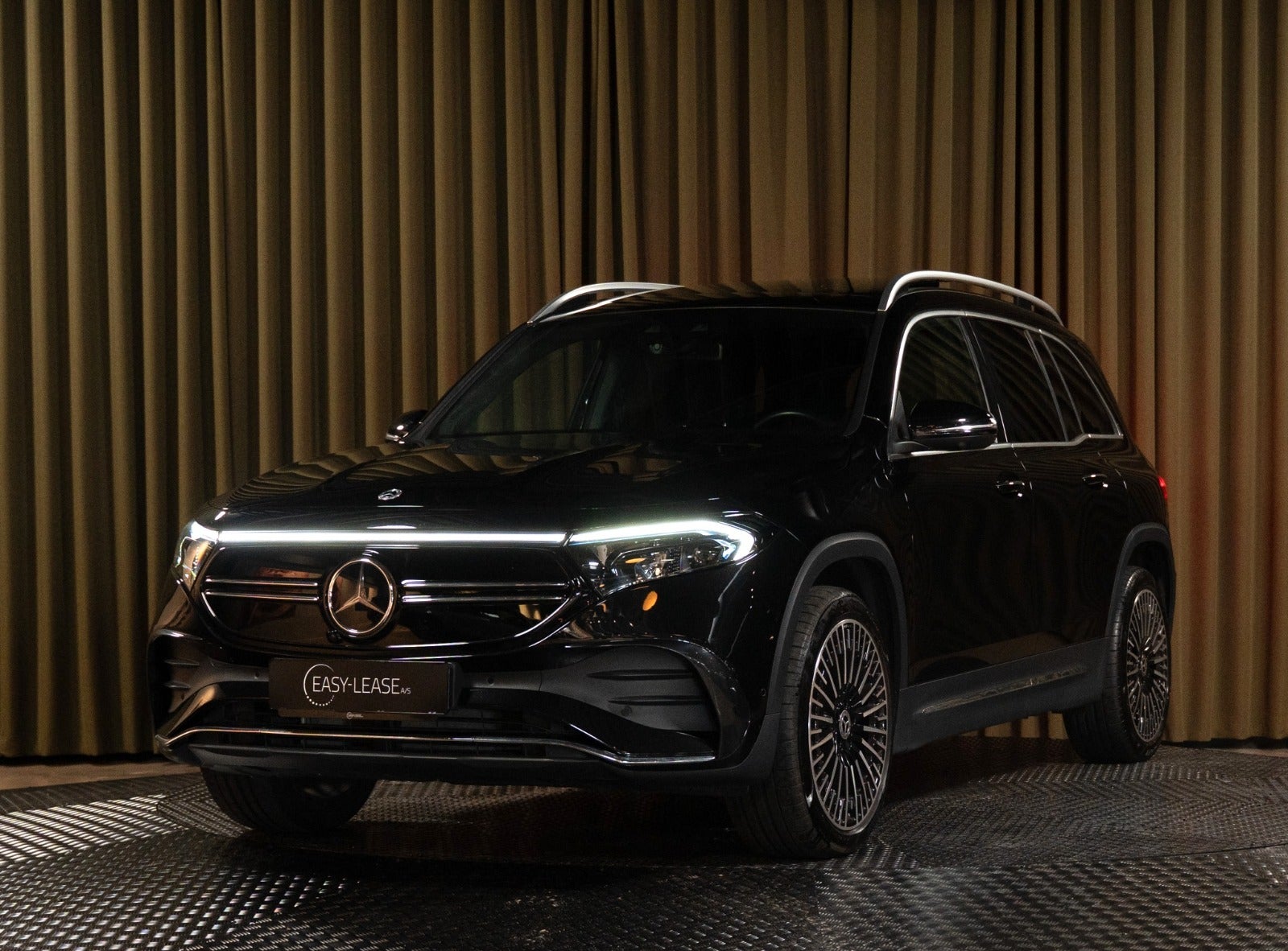 Mercedes EQB350  AMG Line 4Matic