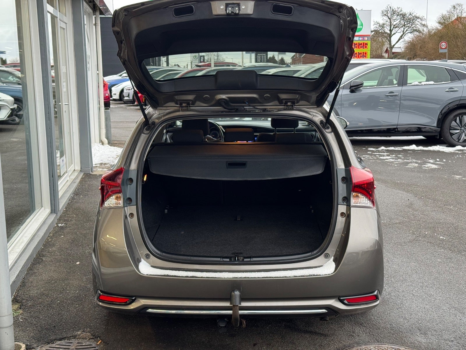 Billede af Toyota Auris 1,8 Hybrid H2 Comfort Touring Sports CVT