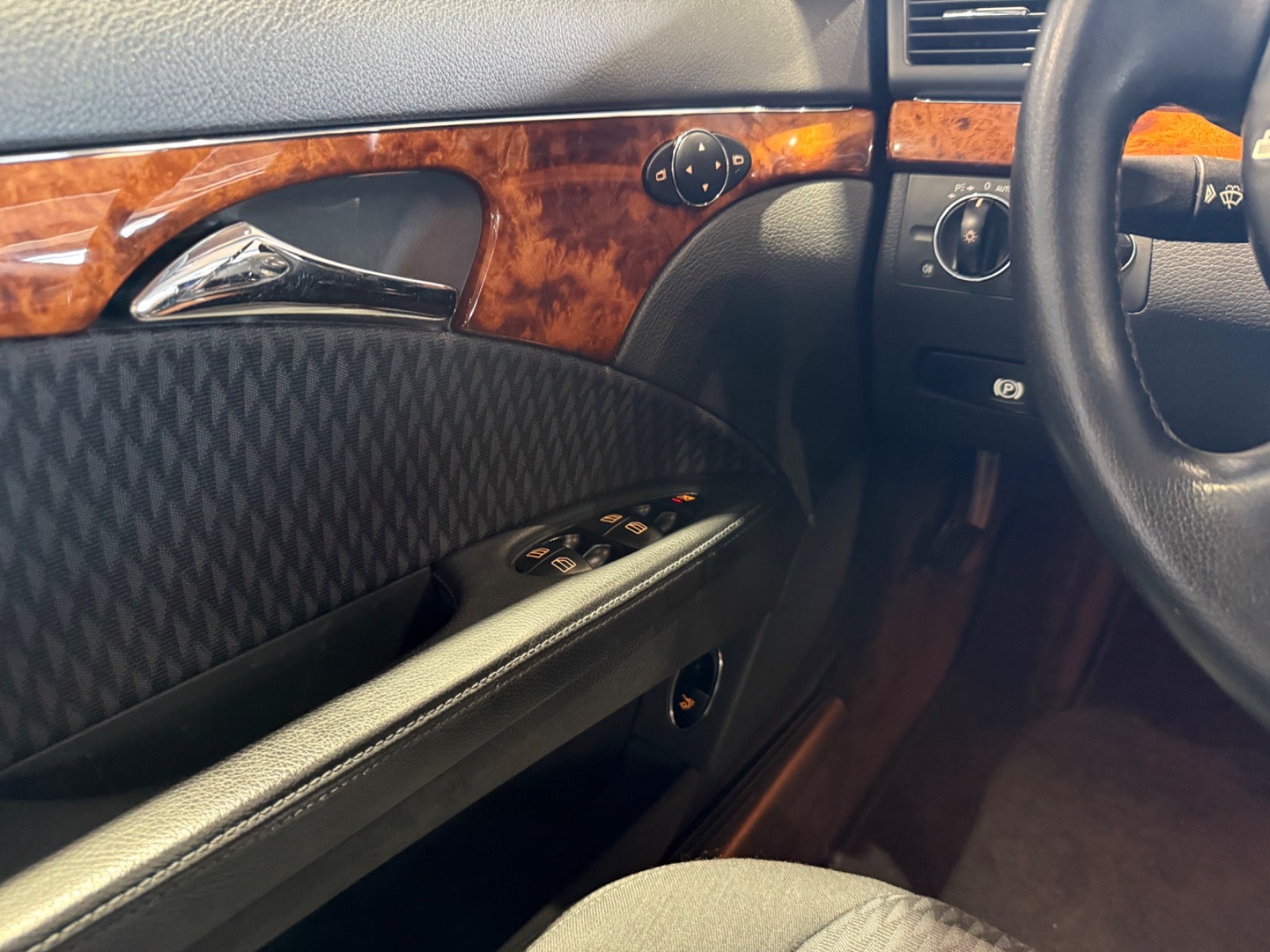 Billede af Mercedes E240 2,6 Elegance aut.