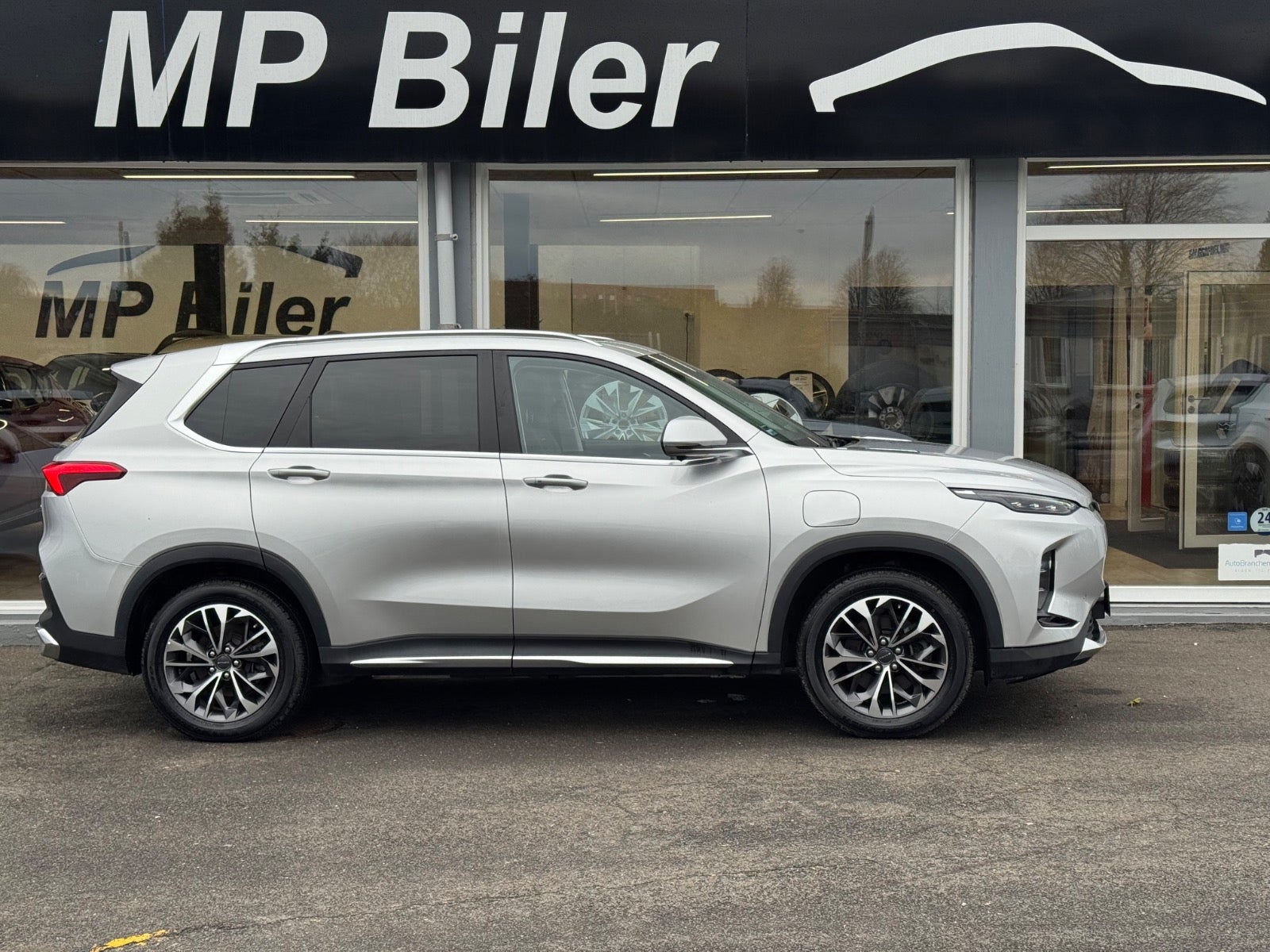 Billede af Maxus Euniq6 70 