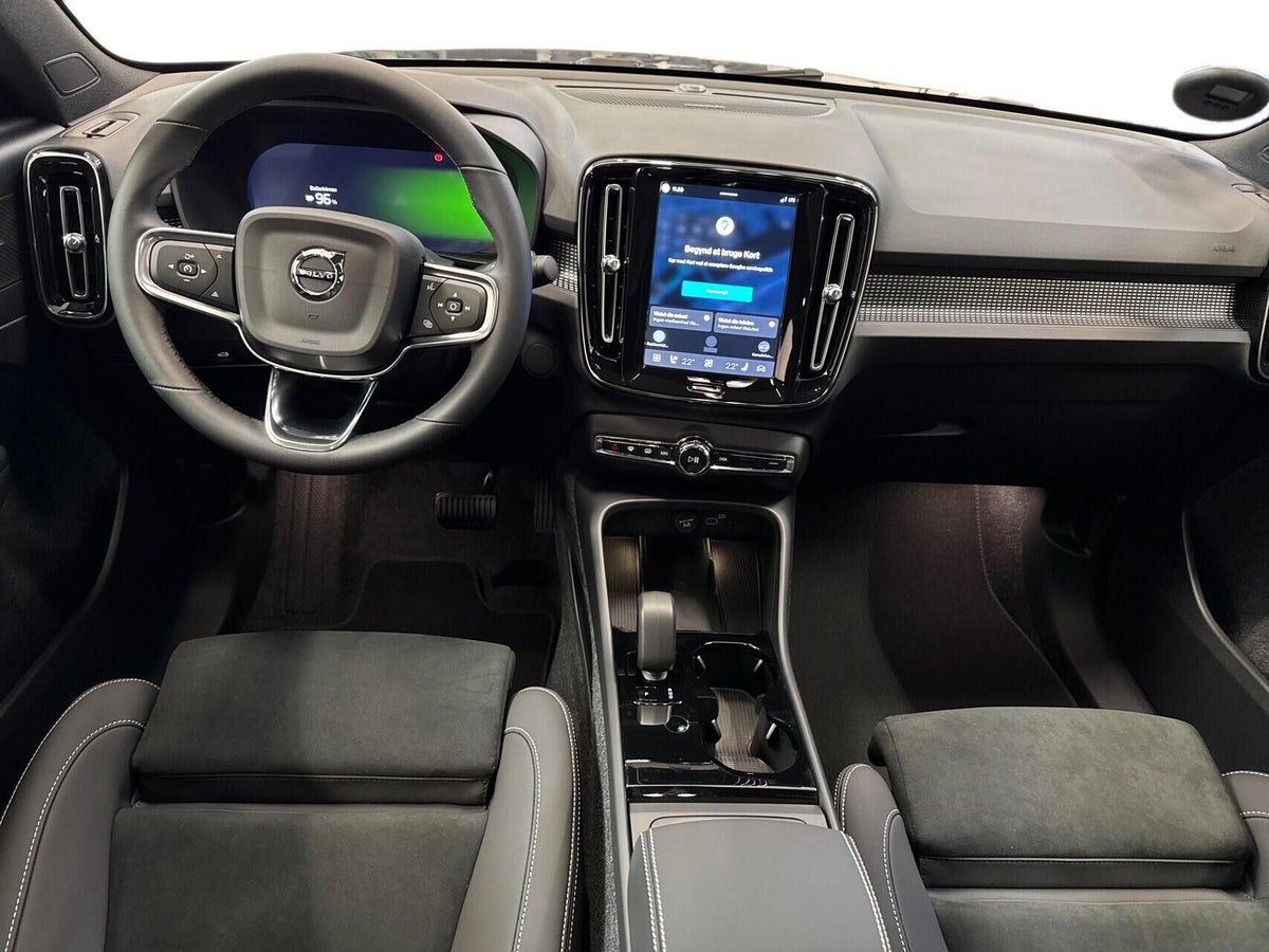 Volvo EC40 Extended Range Black Edition billede 5