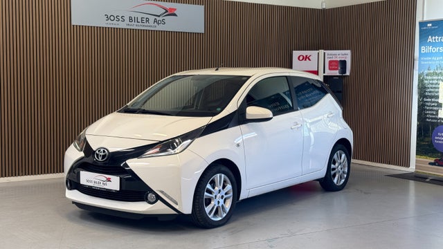 Toyota Aygo 1,0 VVT-i x-clusiv