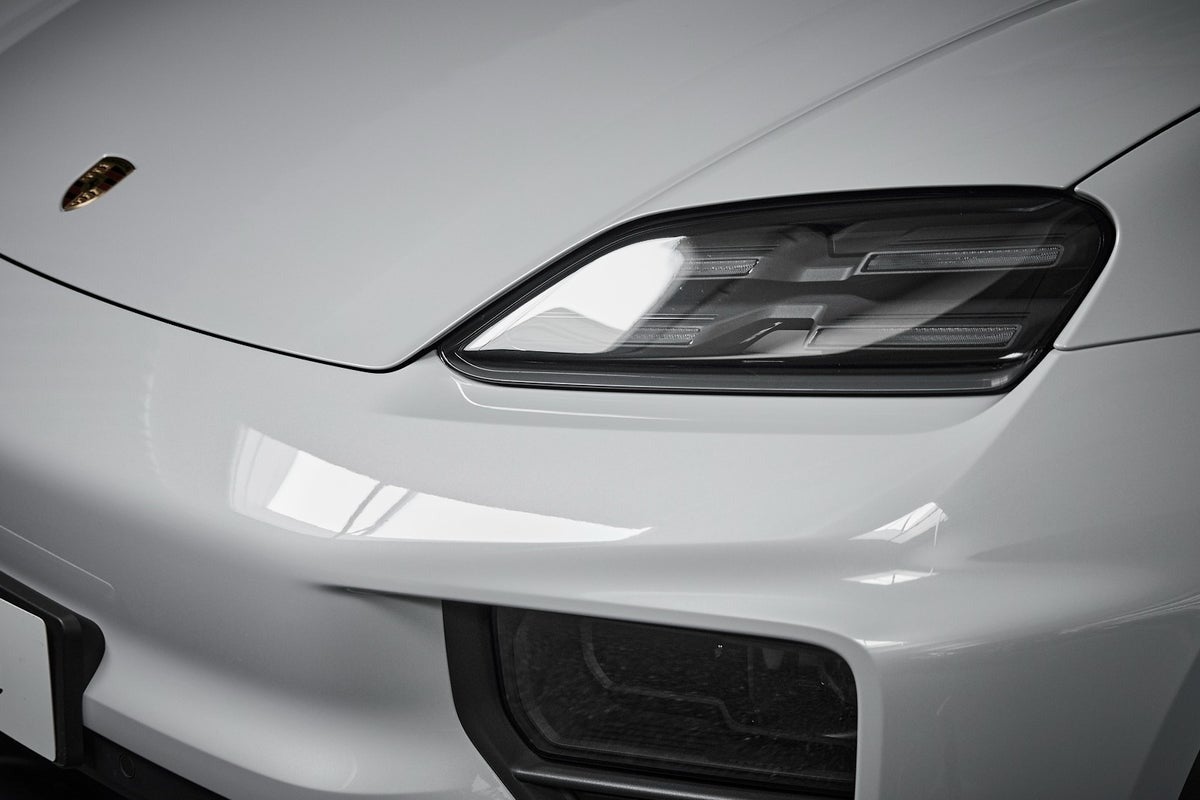 Gallery image 4 of 12