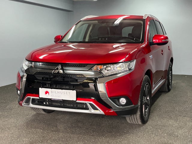 Mitsubishi Outlander 2,4 PHEV Inform+ CVT 4WD