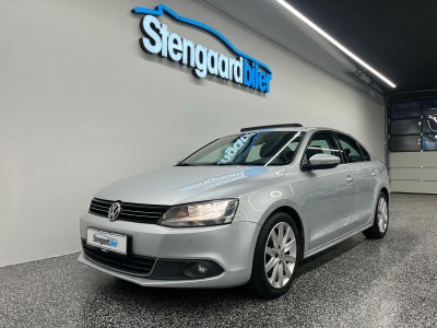 VW Jetta 1,4 TSi 122 Comfortline DSG BMT 4d