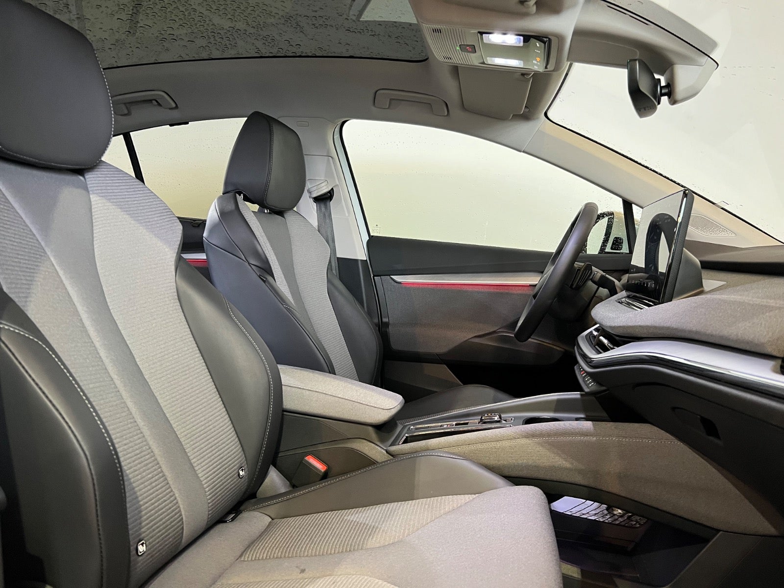 Skoda Enyaq iV Plus Clever Loft