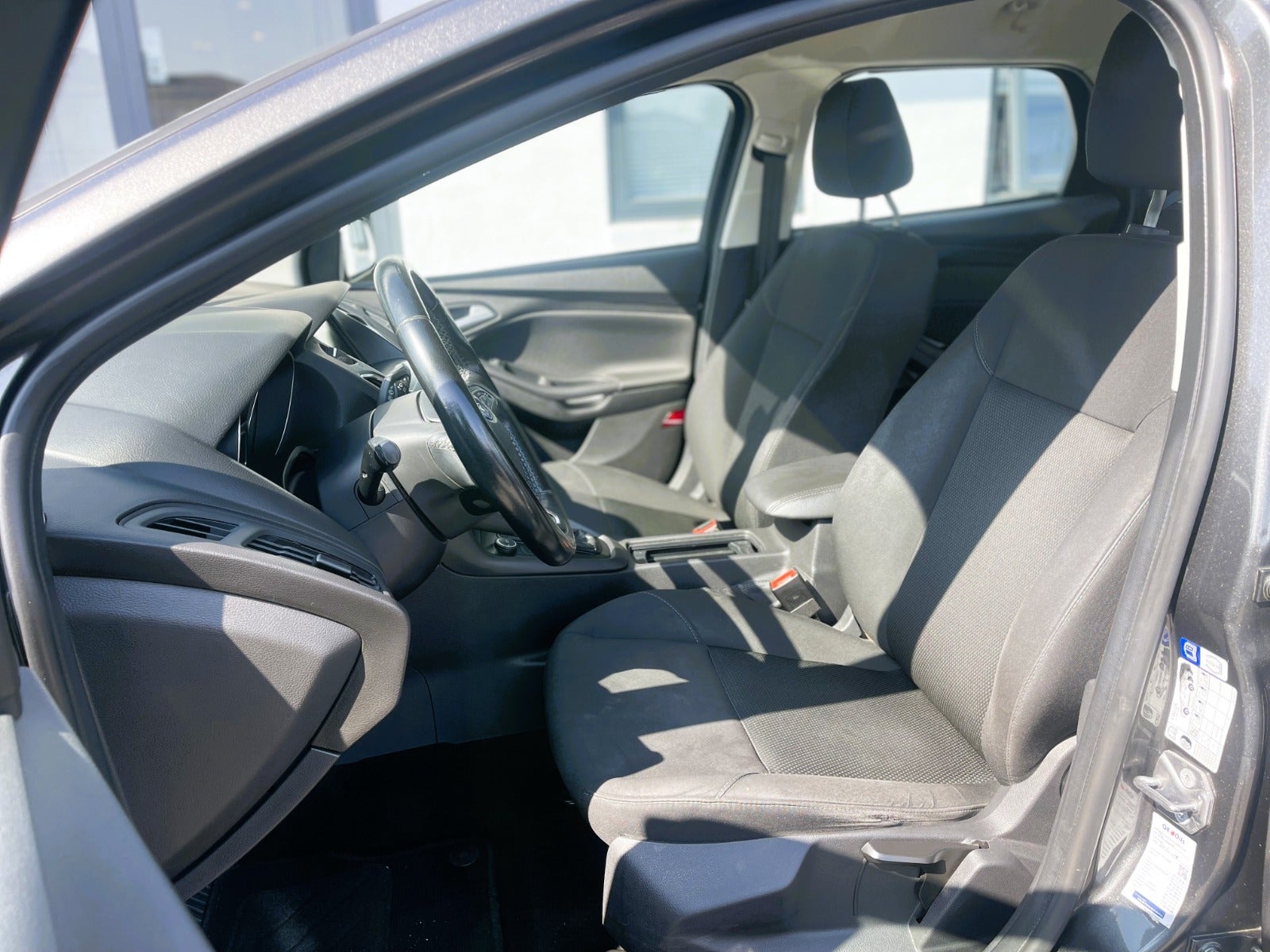 Billede af Ford Focus 1,0 SCTi 100 Titanium stc.