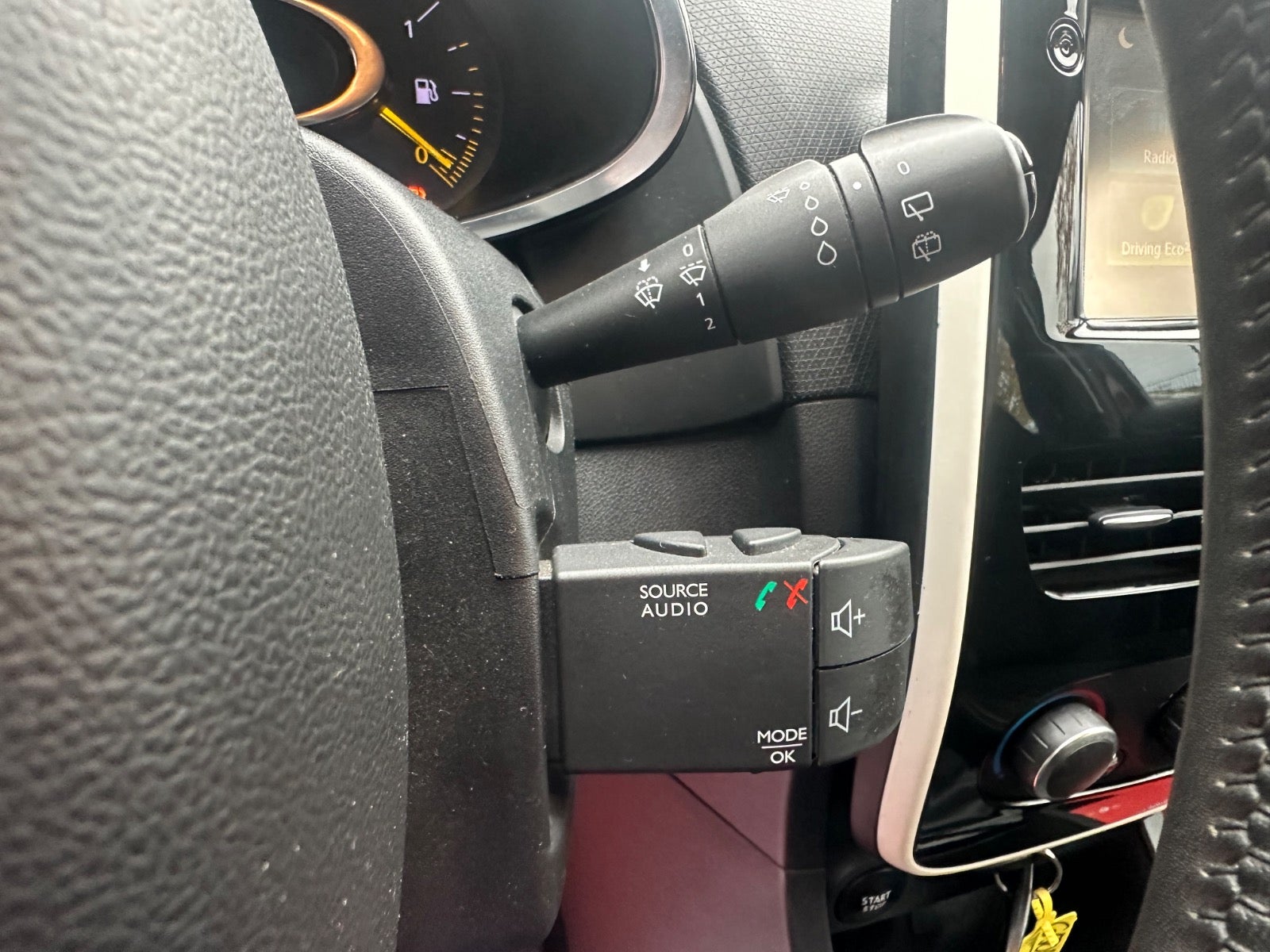 Renault Clio IV TCe 90 Expression Sport Tourer