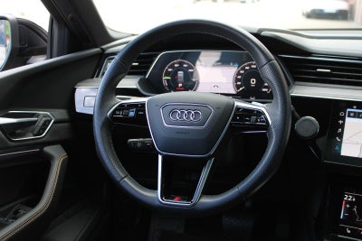 Audi e-tron Black Edition S-line quattro