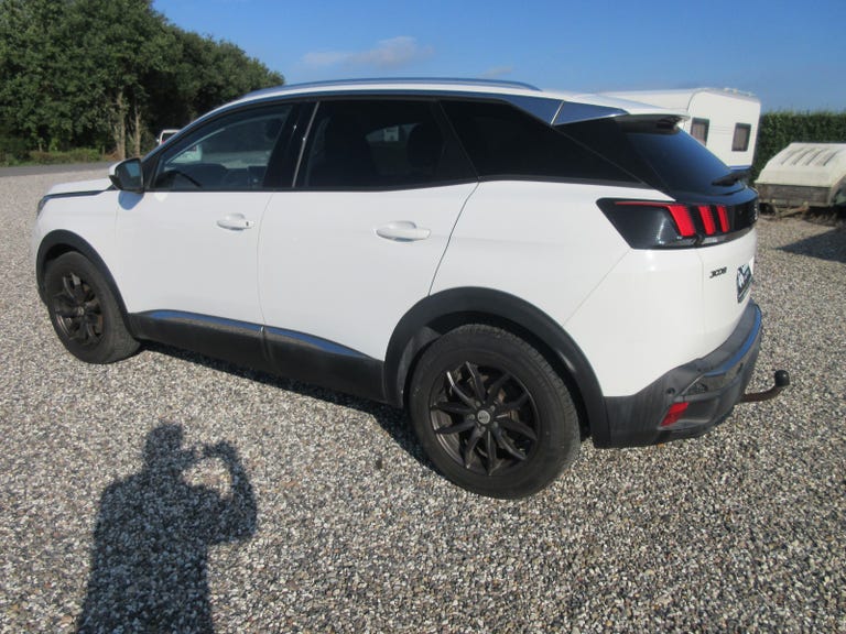 Peugeot 3008 BlueHDi 130 Allure Pack