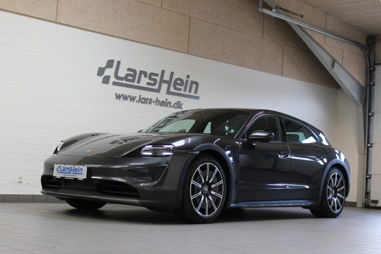 Porsche Taycan 4 Performance+ Cross Turismo