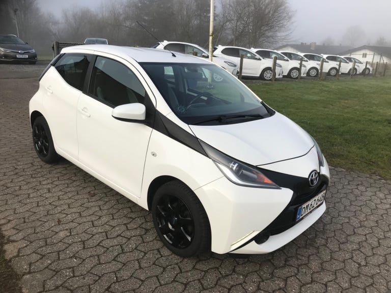 Toyota Aygo VVT-i x-play x-touch
