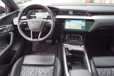 Audi e-tron S-line Sportback quattro