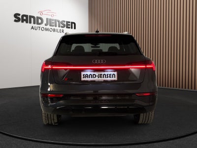 Audi Q8 e-tron S-line quattro Van