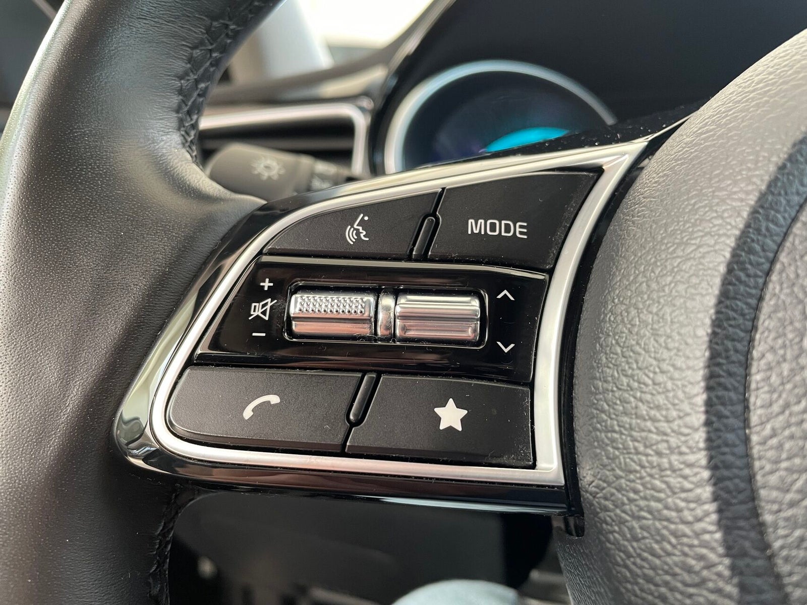 Kia Ceed PHEV Upgrade SW DCT