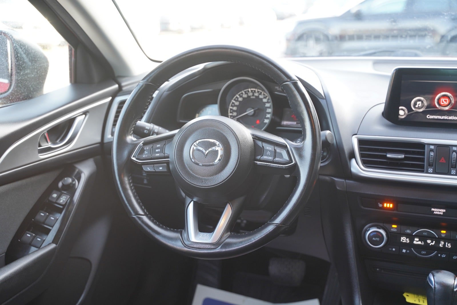 Billede af Mazda 3 2,0 SkyActiv-G 120 Vision aut.