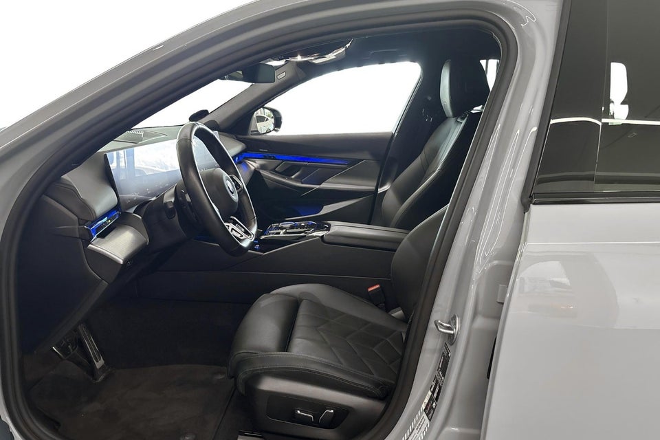 BMW i5 eDrive40 Touring M-Sport 2025