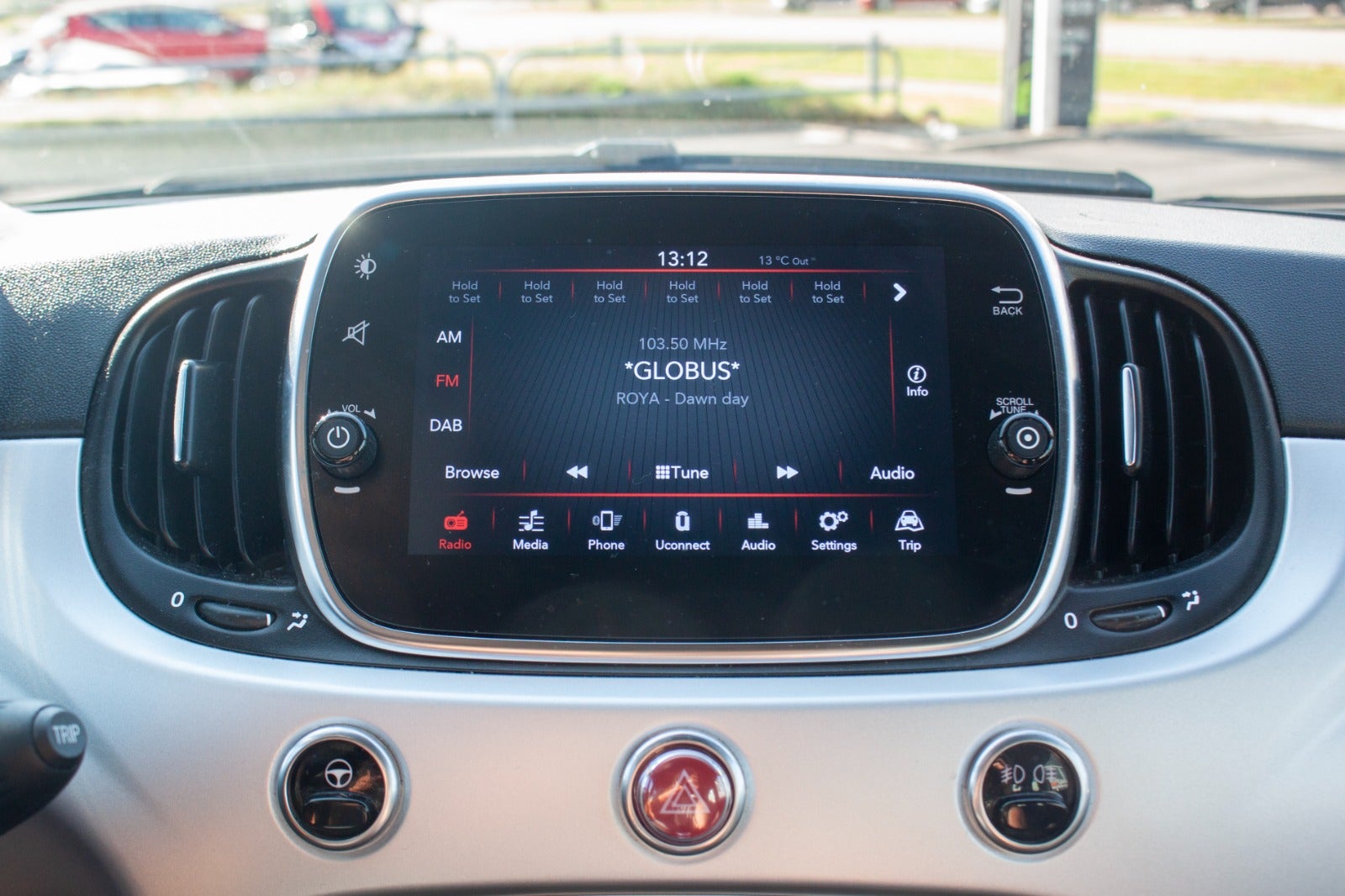 Fiat 500 Hybrid Connect