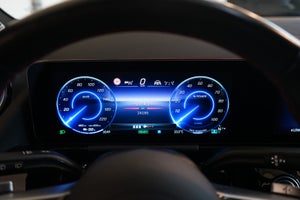 Mercedes EQA250