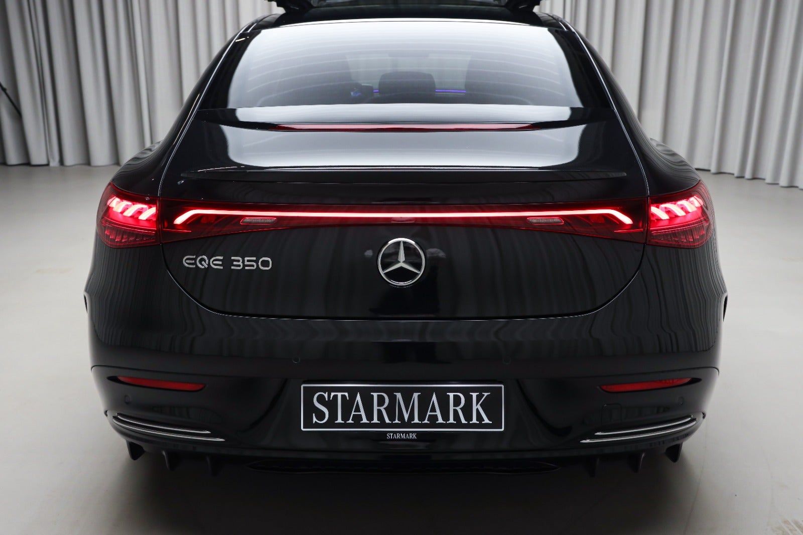 Mercedes-Benz EQE 350