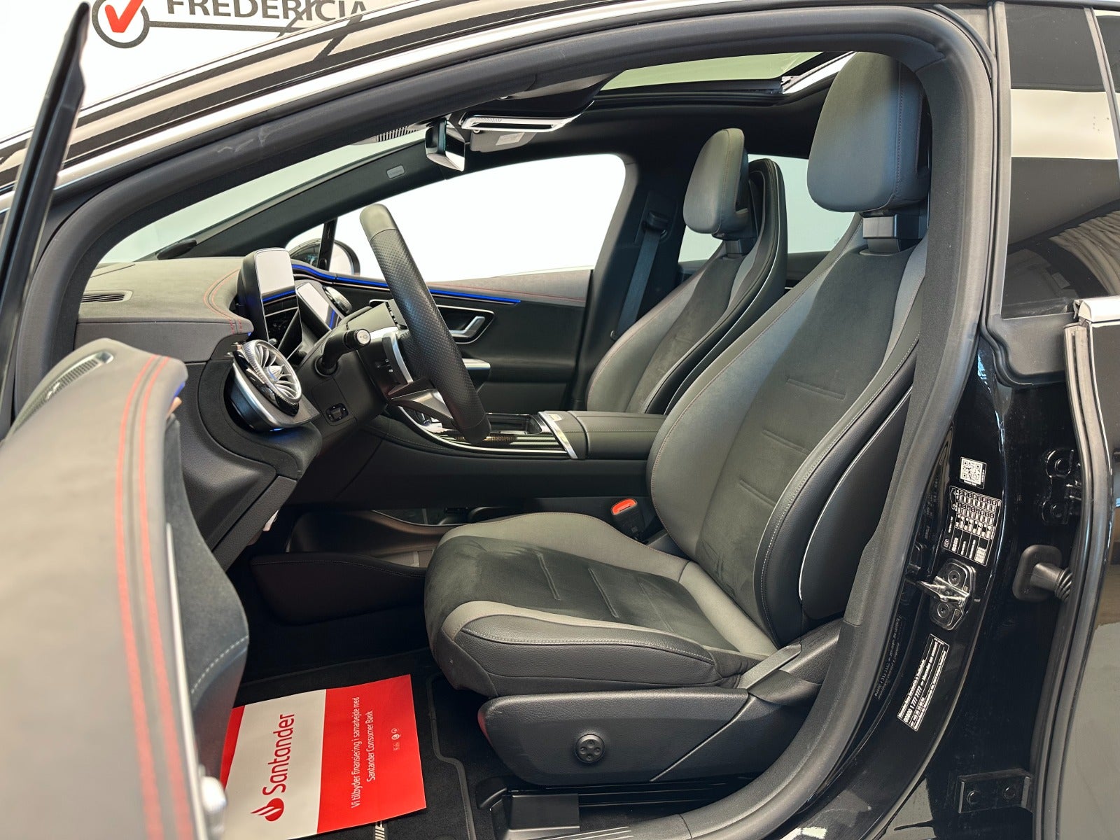 Billede af Mercedes EQE350  AMG Line