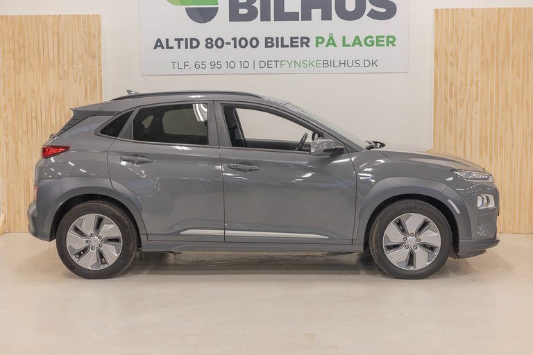 Hyundai Kona EV Trend