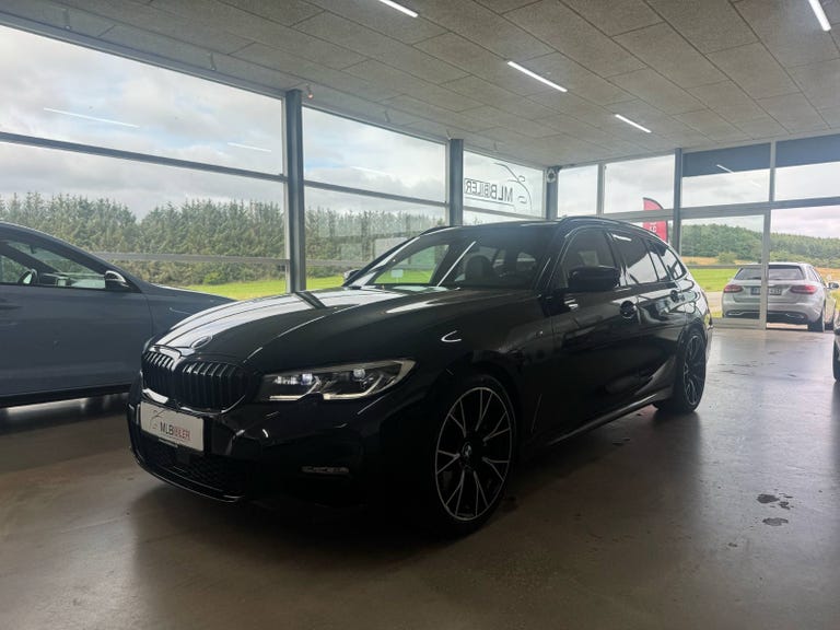 BMW 330i Touring M-Sport aut.