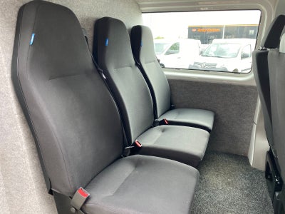 LBA Biler ApS - VW Transporter TDi 102 Mandskabsvogn