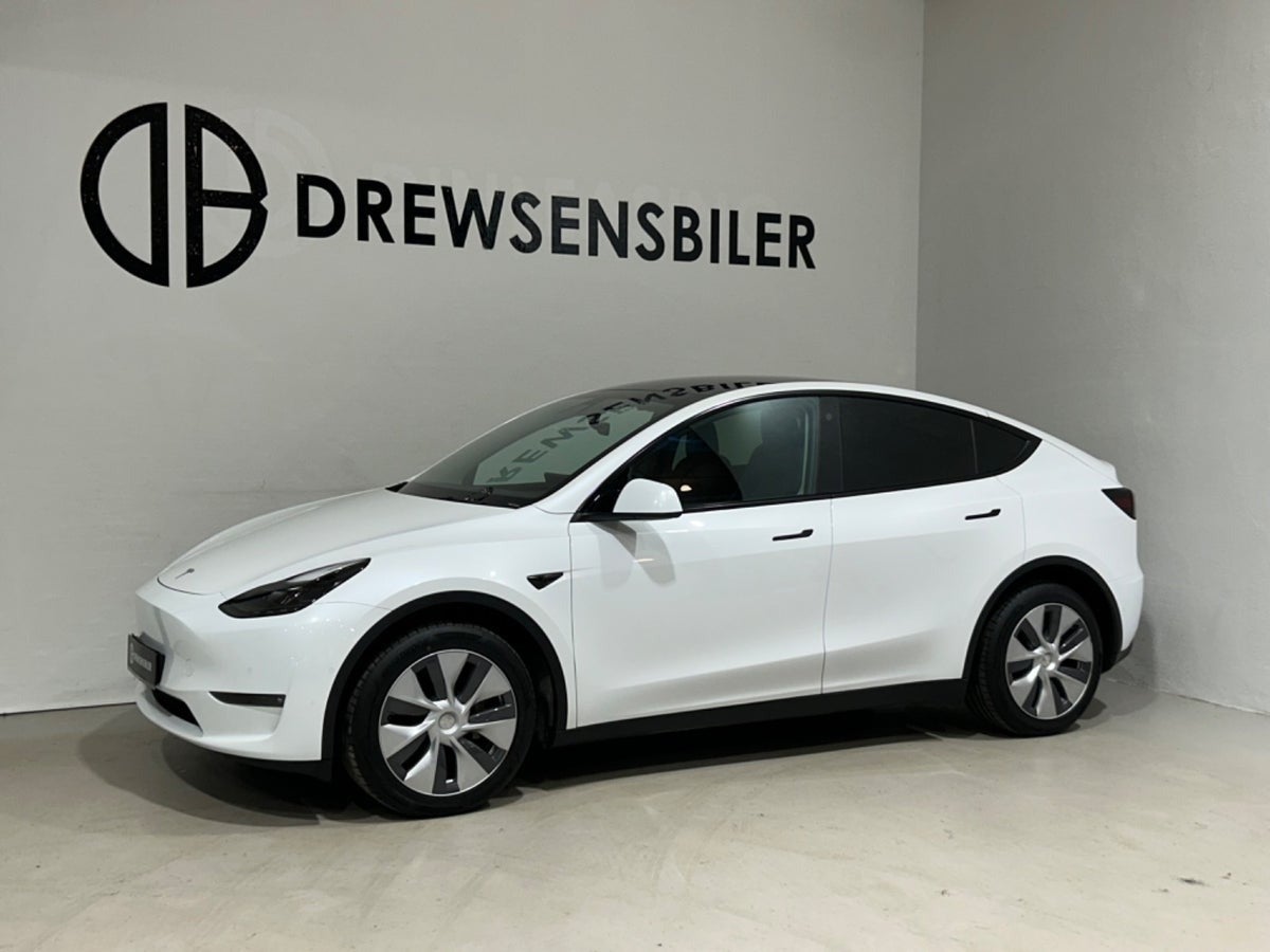 Tesla Model Y RWD