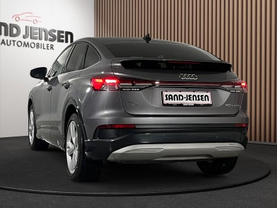 Audi Q4 e-tron S-line Sportback quattro Van
