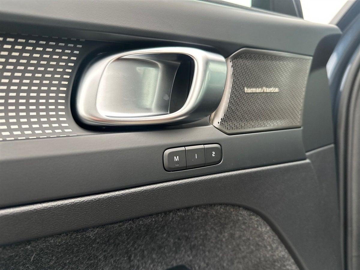 Volvo EX40 Extended Range Black Edition Excess billede 23