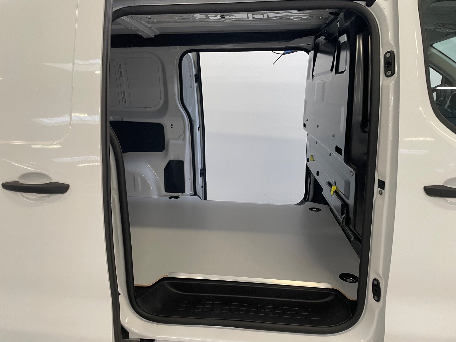 Billede af Citroën ë-Jumpy 50 L2 BaseLine