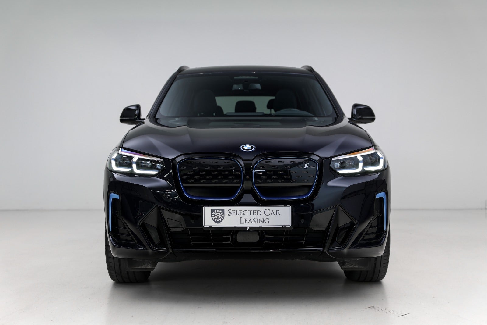 BMW iX3 Charged Plus M-Sport