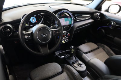 MINI Cooper SE Classic Trim