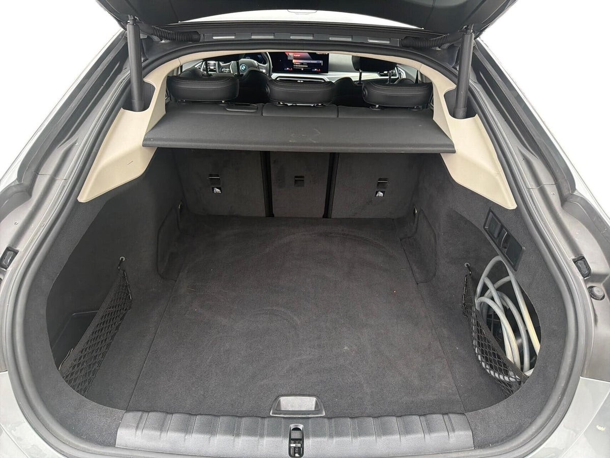 BMW i4 eDrive35 billede 13