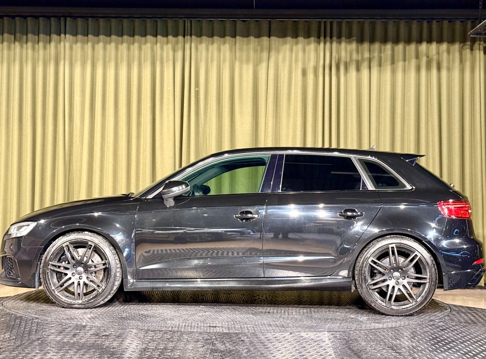 Billede af Audi RS3 2,5 TFSi Sportback quattro S-tr.