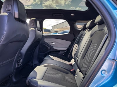 Ford Explorer Premium Extended Range