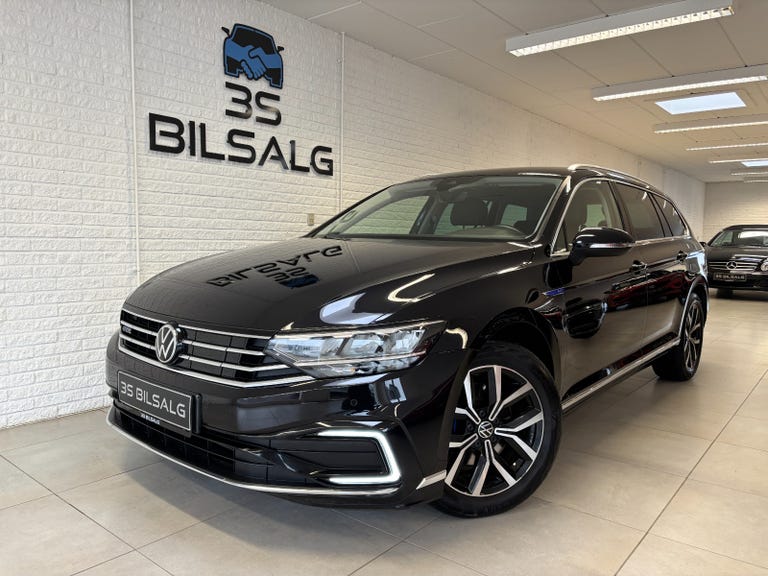 VW Passat GTE Variant DSG