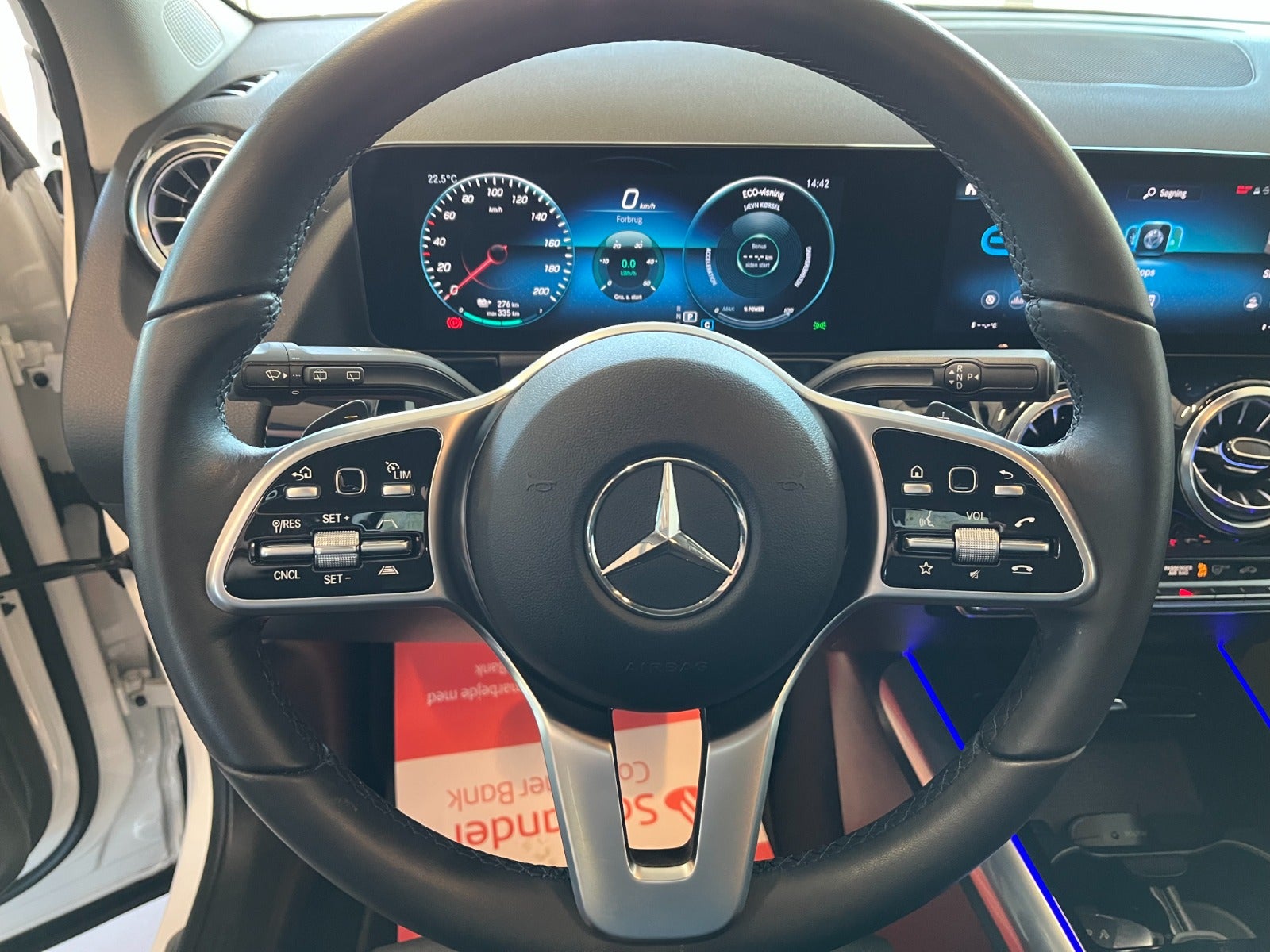 Billede af Mercedes EQA300  Progressive 4Matic