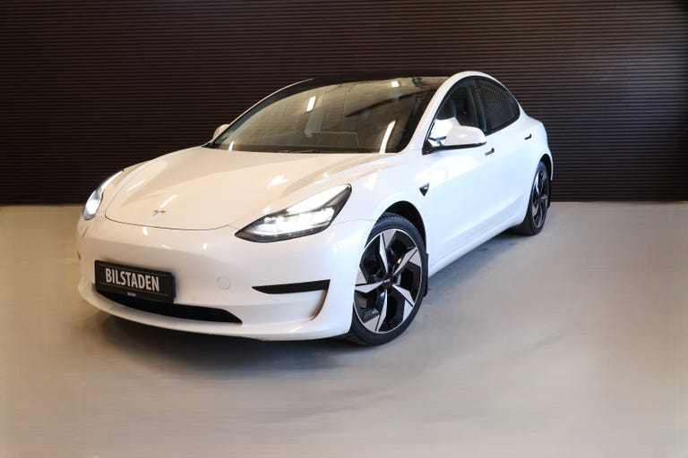Tesla Model 3 RWD