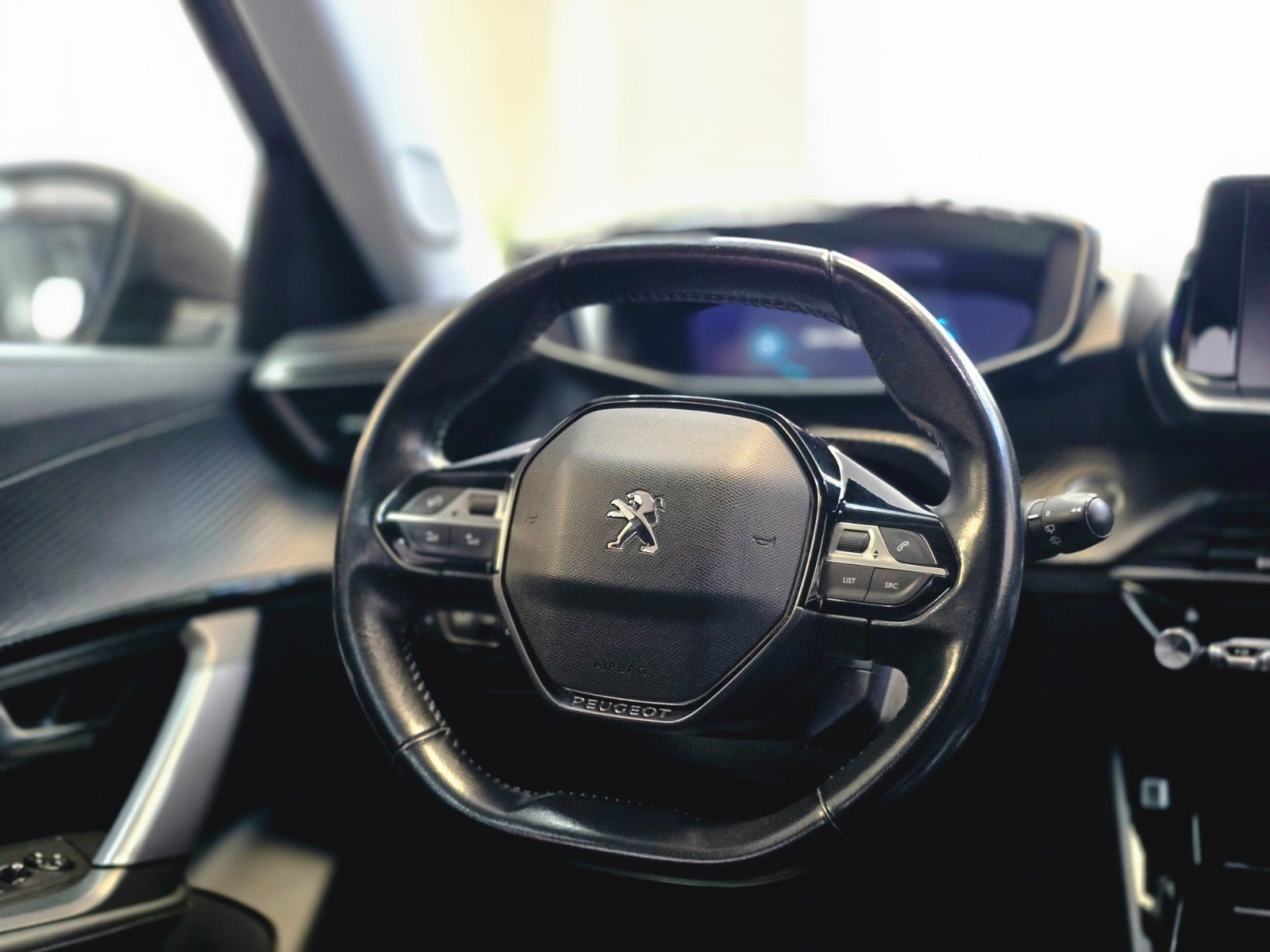 Billede af Peugeot 2008 1,2 PureTech 100 Allure Pack