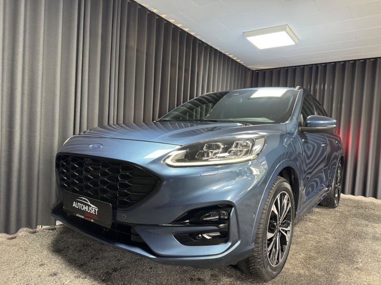 Ford Kuga PHEV ST-Line X CVT