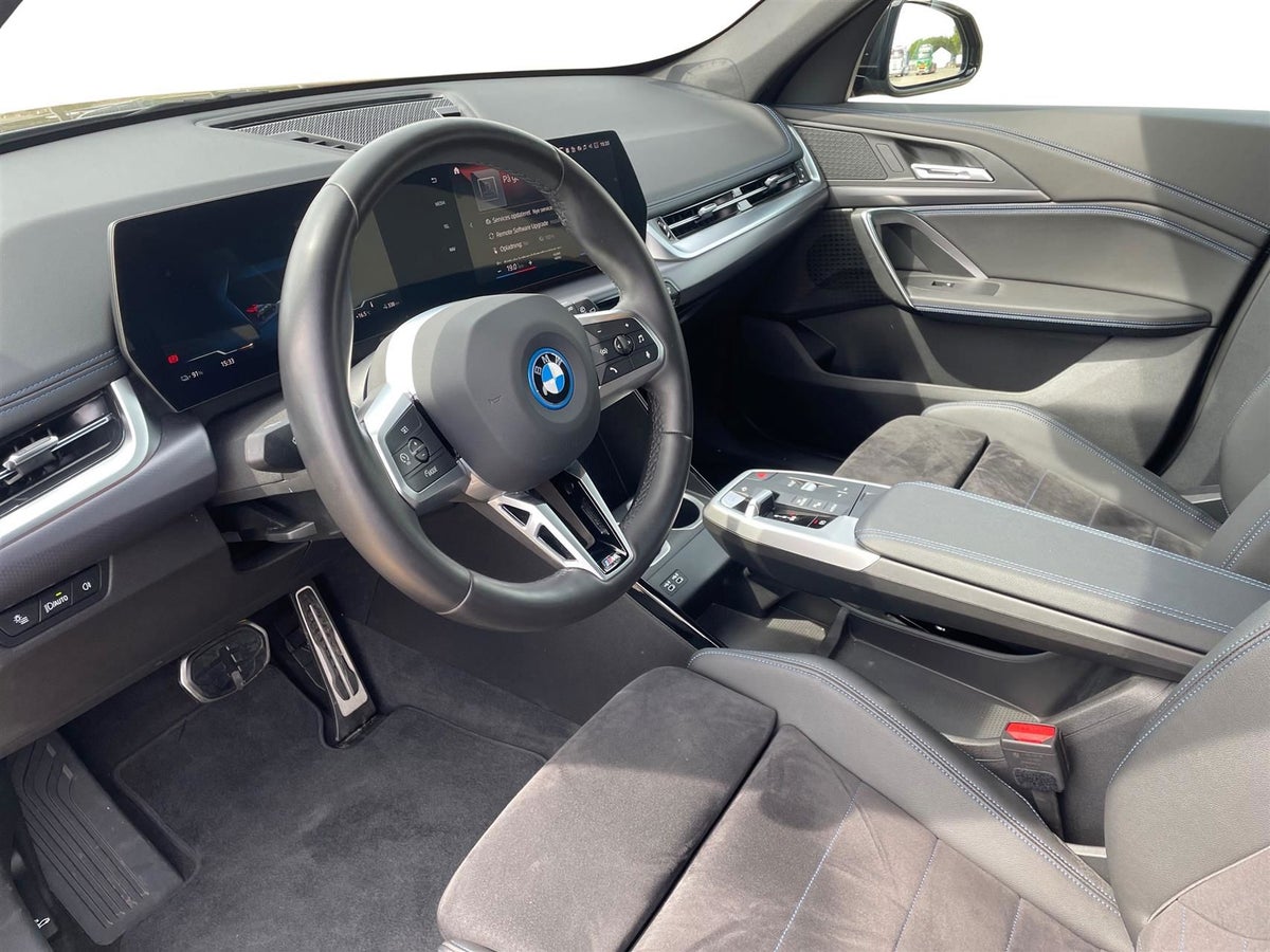 BMW iX1 xDrive30 M-Sport billede 3