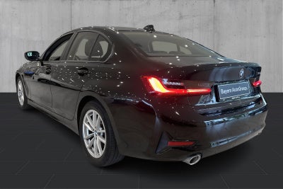 BMW 330i Connected aut. BMW 330i Connected aut. - 2