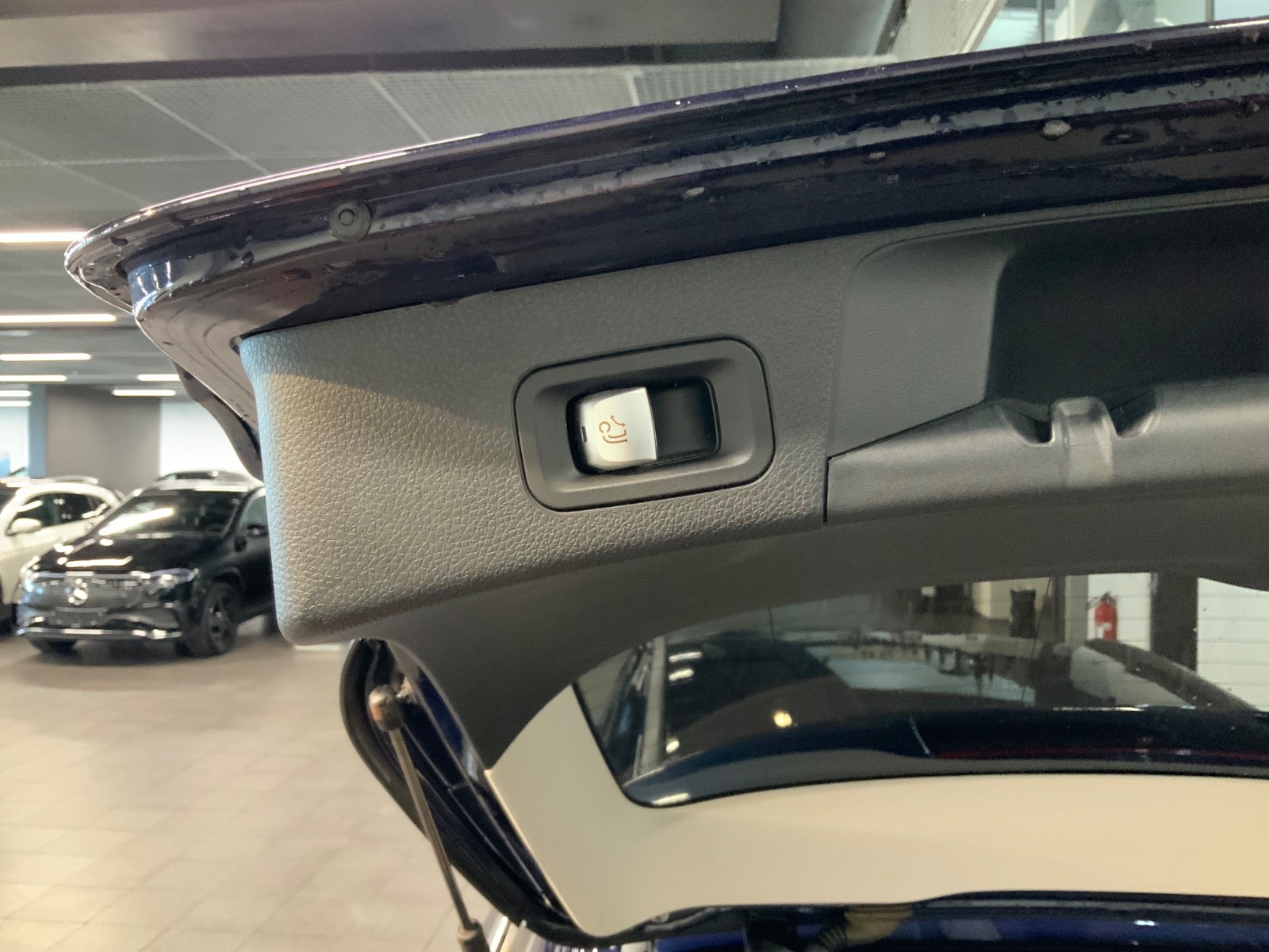 Mercedes-Benz C 200 (7/8)