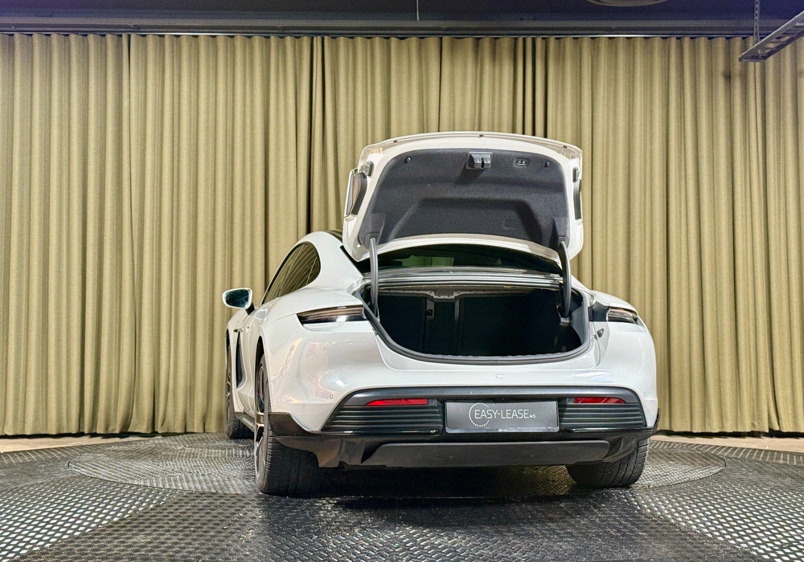 Billede af Porsche Taycan Turbo  Performance+