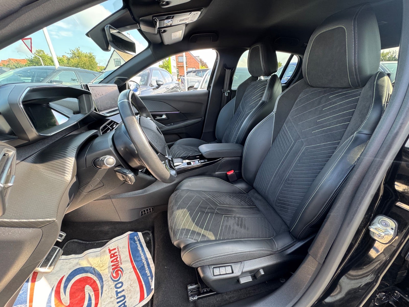 Billede af Peugeot e-208 54 GT