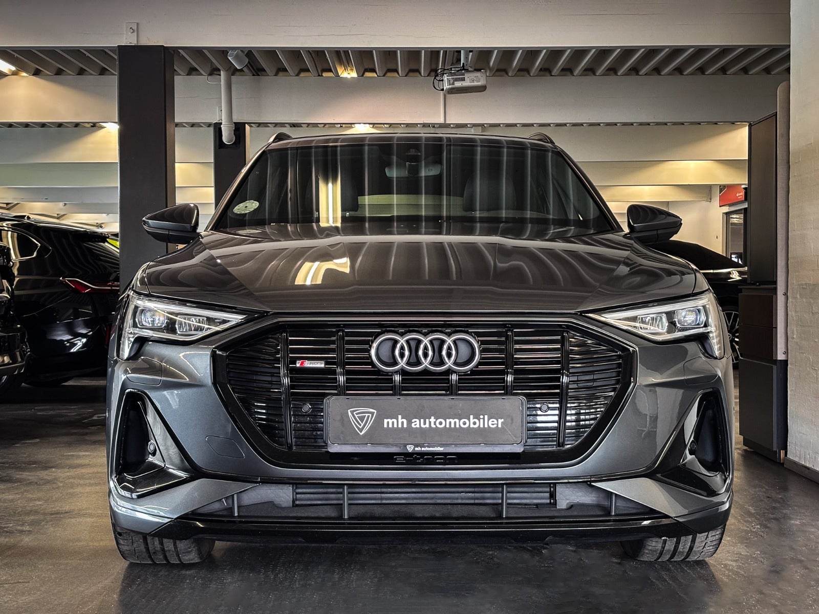 Billede af Audi e-tron 55 S-line quattro