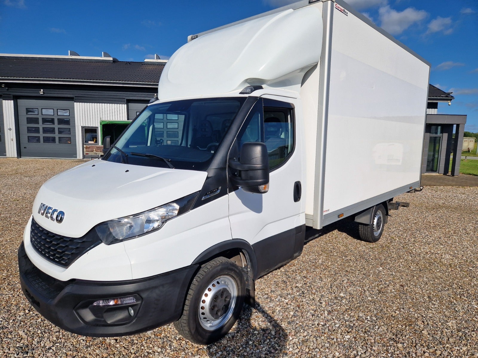 Billede af Iveco Daily 2,3 35S14 Alukasse m/lift