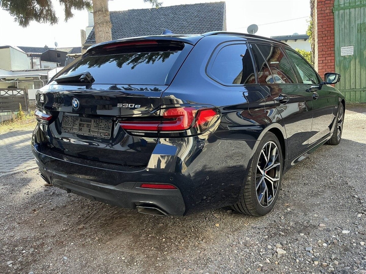BMW 530e Touring M-Sport xDrive aut. billede 2